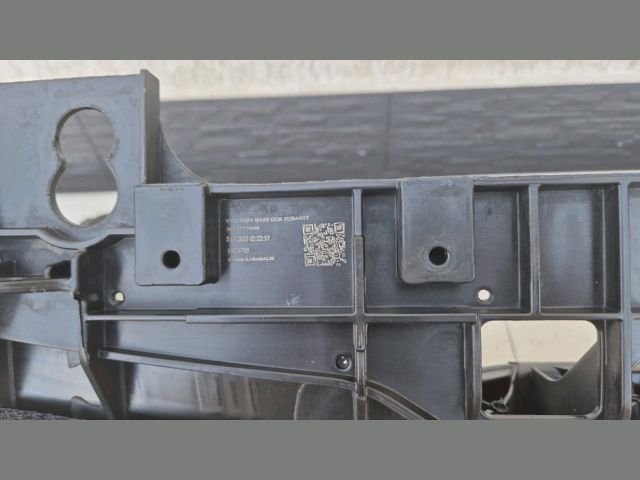 bontott FORD TRANSIT Vízhűtő Radiátor Tartó