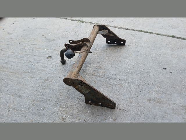 bontott FORD TRANSIT Vonóhorog