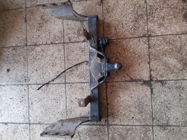 bontott FORD TRANSIT Vonóhorog