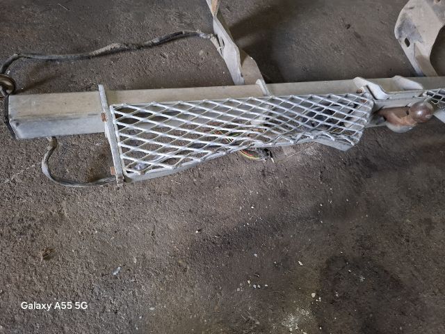 bontott FORD TRANSIT Vonóhorog