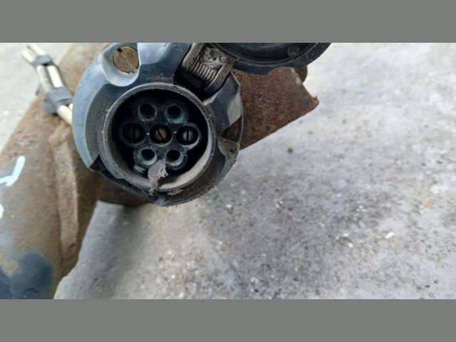 bontott FORD TRANSIT Vonóhorog