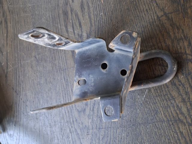 bontott FORD TRANSIT Vonószem