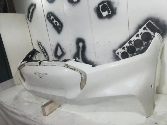 bontott FORD USA MUSTANG MACH-E Első Lökhárító (Üresen)