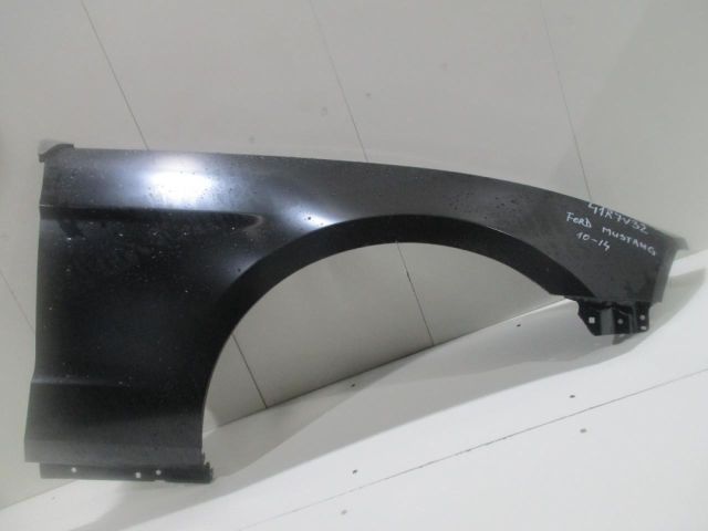 bontott FORD USA MUSTANG V Jobb első Sárvédő