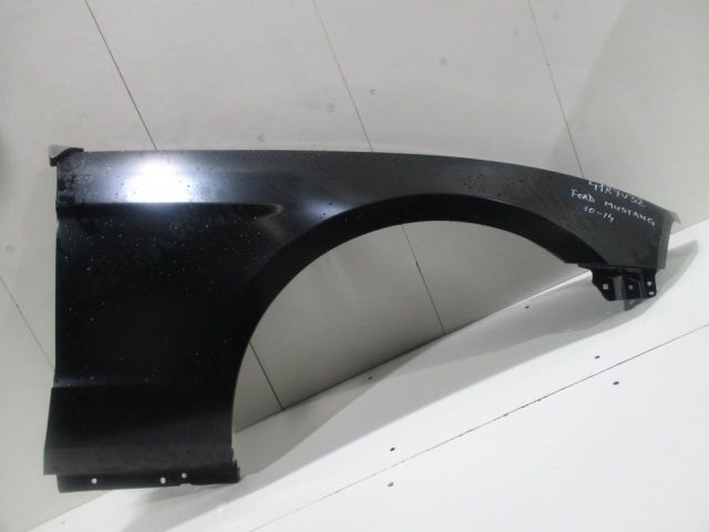 bontott FORD USA MUSTANG V Jobb első Sárvédő