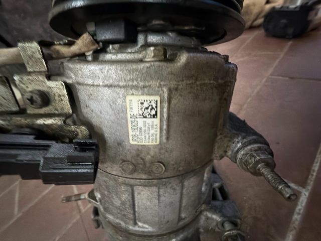 bontott FORD USA MUSTANG VI Klímakompresszor