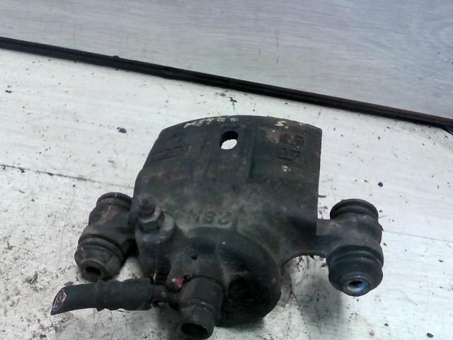 bontott GEO METRO Bal első Féknyereg Munkahengerrel