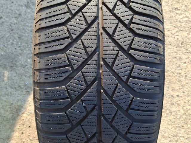 bontott   Gumiabroncs (1 db)