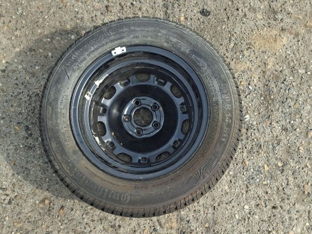 bontott   Gumiabroncs (1 db)