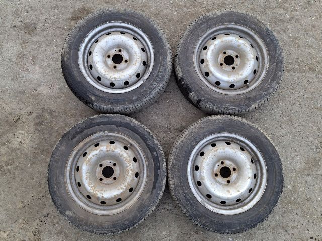 bontott   Gumiabroncs (1 db)