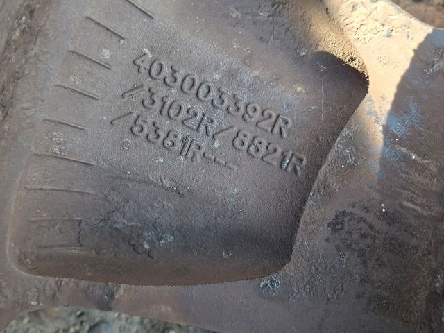 bontott   Gumiabroncs (1 db)