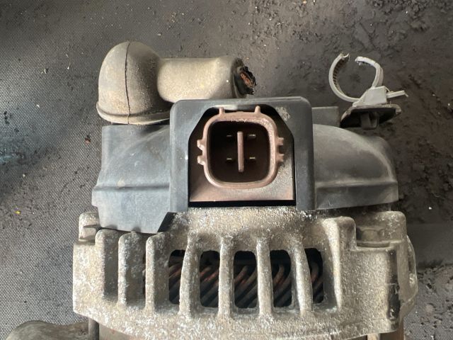 bontott HONDA ACCORD Generátor