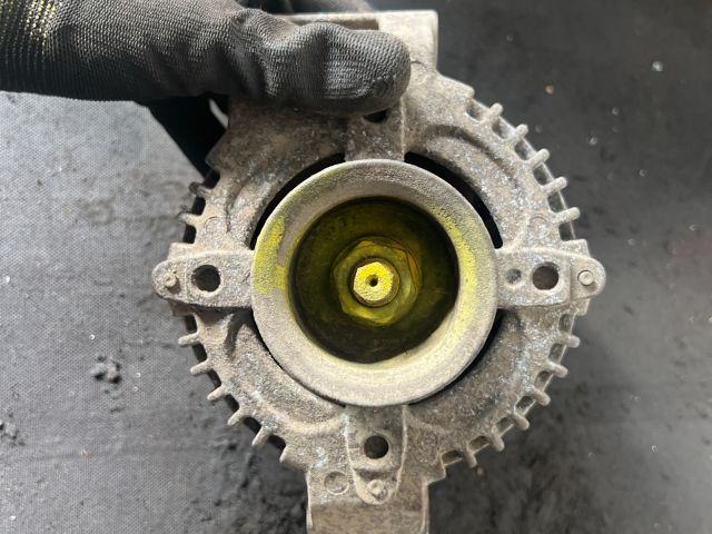 bontott HONDA ACCORD Generátor