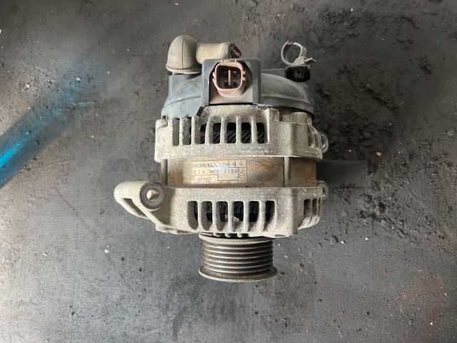 bontott HONDA ACCORD Generátor