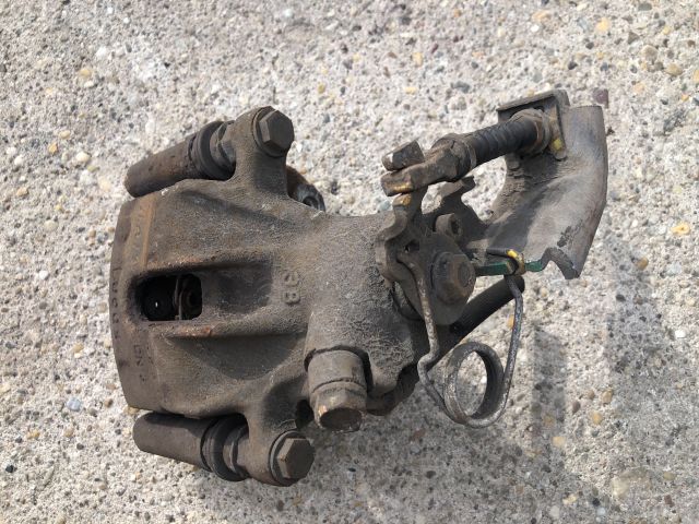 bontott HONDA ACCORD Jobb hátsó Féknyereg Munkahengerrel