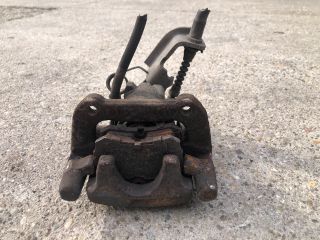 bontott HONDA ACCORD Jobb hátsó Féknyereg Munkahengerrel