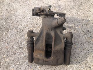 bontott HONDA ACCORD Jobb hátsó Féknyereg Munkahengerrel