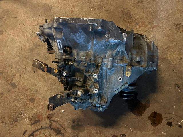 bontott HONDA ACCORD Váltó (Mechanikus)