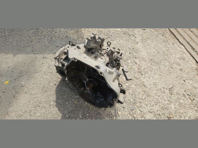 bontott HONDA ACCORD Váltó (Mechanikus)