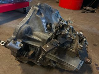 bontott HONDA ACCORD Váltó (Mechanikus)