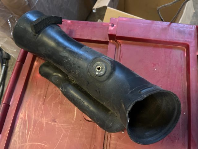 bontott HONDA ACCORD Légbeömlő Cső