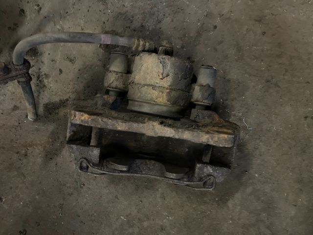 bontott HONDA ACCORD Bal első Féknyereg Munkahengerrel