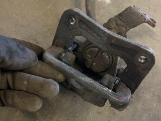 bontott HONDA ACCORD Jobb hátsó Féknyereg Munkahengerrel