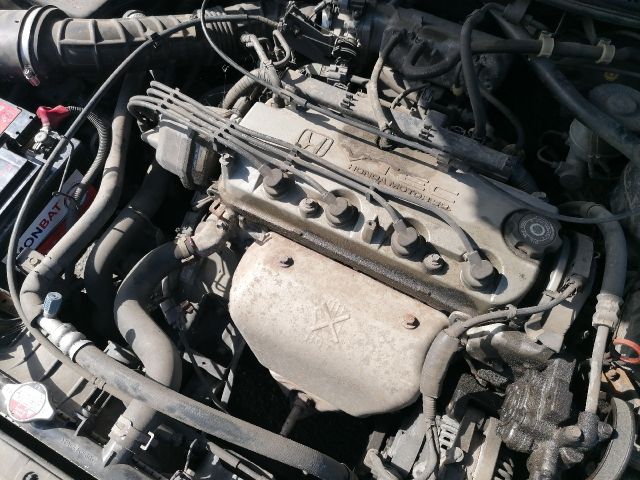 bontott HONDA ACCORD Motor (Fűzött blokk hengerfejjel)