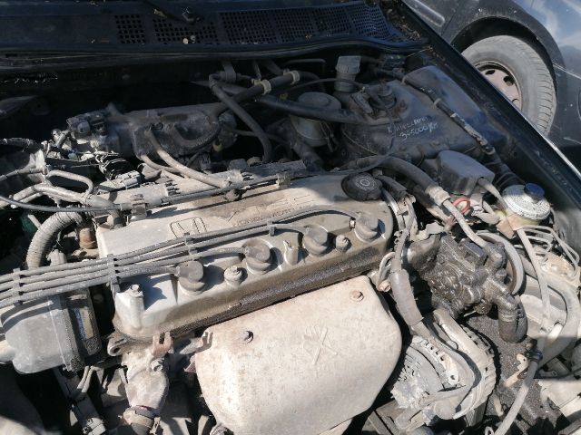 bontott HONDA ACCORD Motor (Fűzött blokk hengerfejjel)