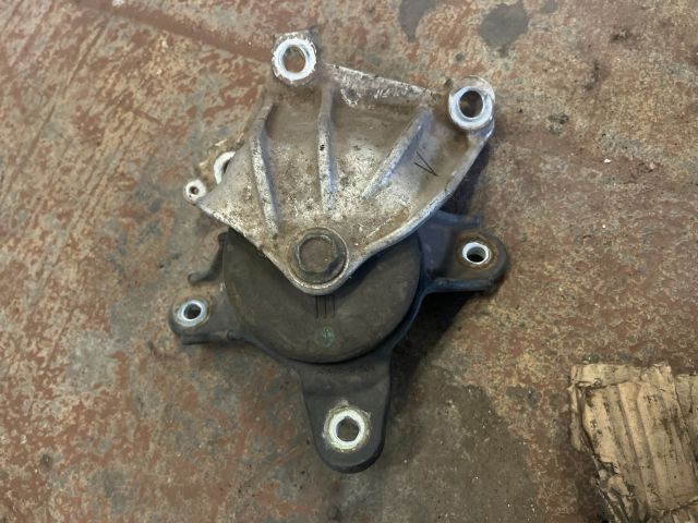 bontott HONDA ACCORD Váltó Tartó Bak (Pozíciófüggetlen)