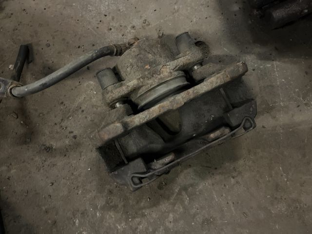 bontott HONDA ACCORD Bal első Féknyereg Munkahengerrel