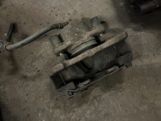 bontott HONDA ACCORD Bal első Féknyereg Munkahengerrel