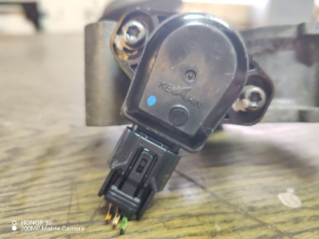 bontott HONDA ACCORD Fojtószelep (Elektromos)