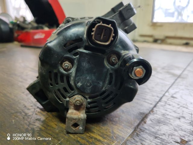 bontott HONDA ACCORD Generátor