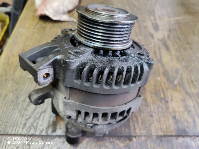 bontott HONDA ACCORD Generátor