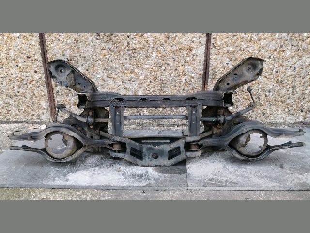 bontott HONDA ACCORD Hátsó Bölcső