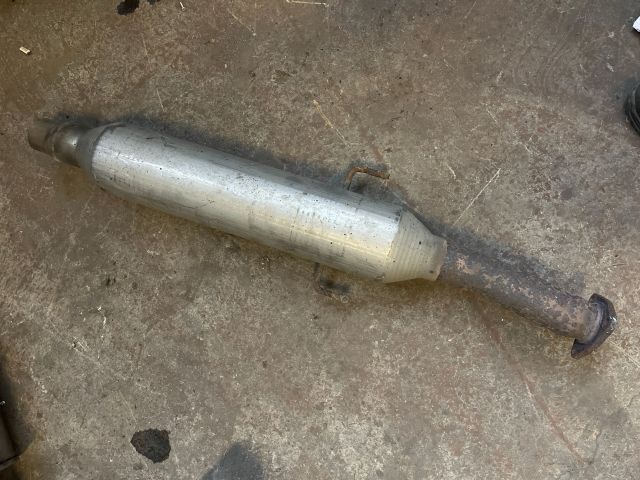 bontott HONDA ACCORD Hátsó Kipufogó Dob