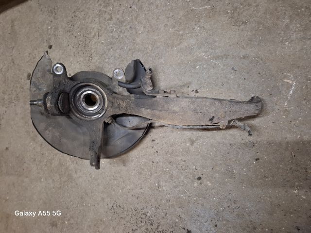 bontott HONDA ACCORD Jobb első Csonkállvány Kerékaggyal