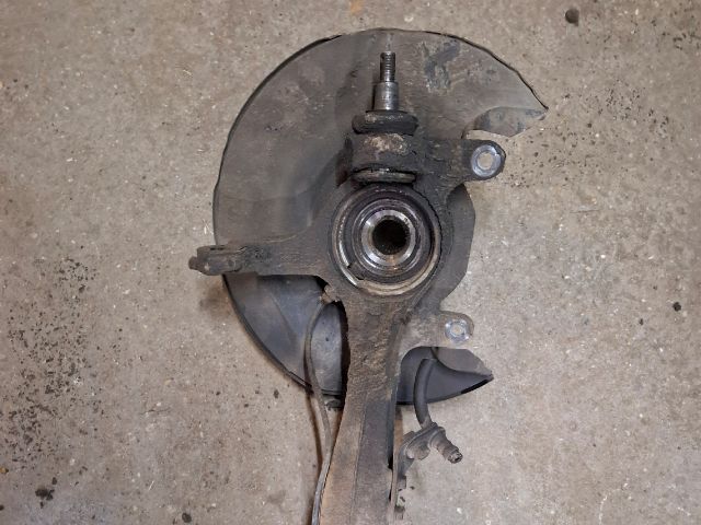 bontott HONDA ACCORD Jobb első Csonkállvány Kerékaggyal