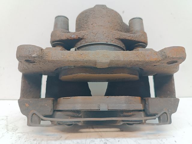 bontott HONDA ACCORD Jobb első Féknyereg Munkahengerrel