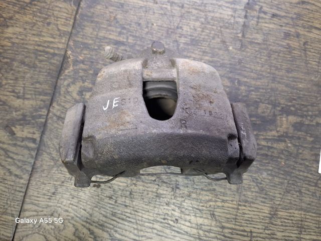 bontott HONDA ACCORD Jobb első Féknyereg Munkahengerrel