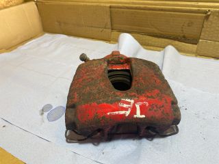 bontott HONDA ACCORD Jobb első Féknyereg Munkahengerrel