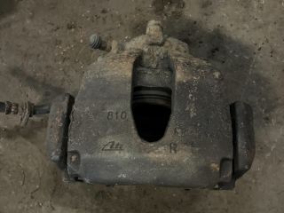 bontott HONDA ACCORD Jobb első Féknyereg Munkahengerrel