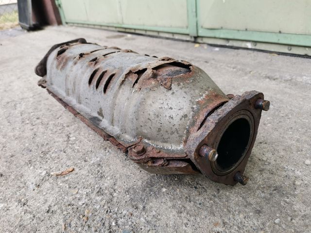 bontott HONDA ACCORD Katalizátor