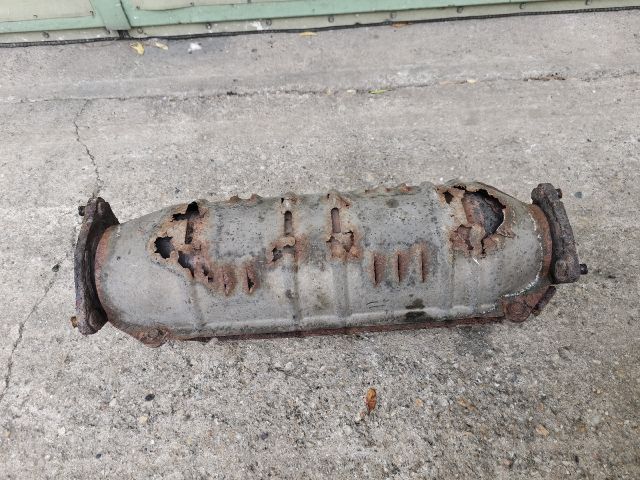 bontott HONDA ACCORD Katalizátor