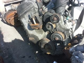 bontott HONDA ACCORD Motor (Fűzött blokk hengerfejjel)