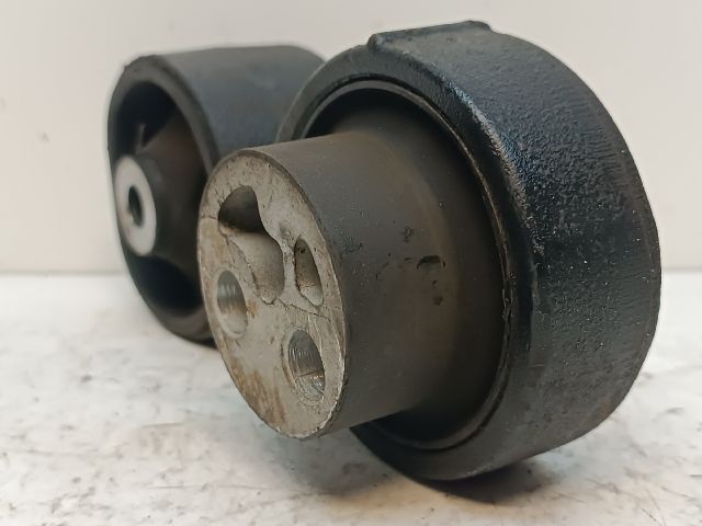 bontott HONDA ACCORD Motor Tartó Bak Jobb