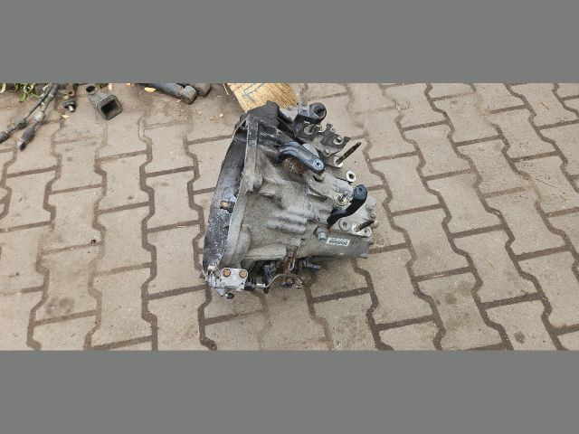 bontott HONDA ACCORD Váltó (Mechanikus)