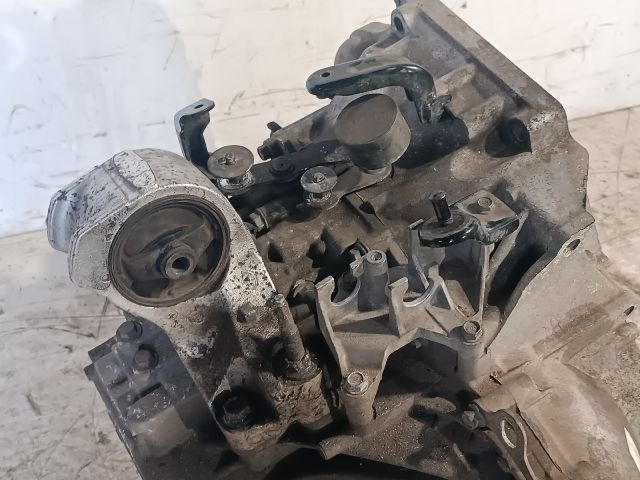 bontott HONDA ACCORD Váltó (Mechanikus)