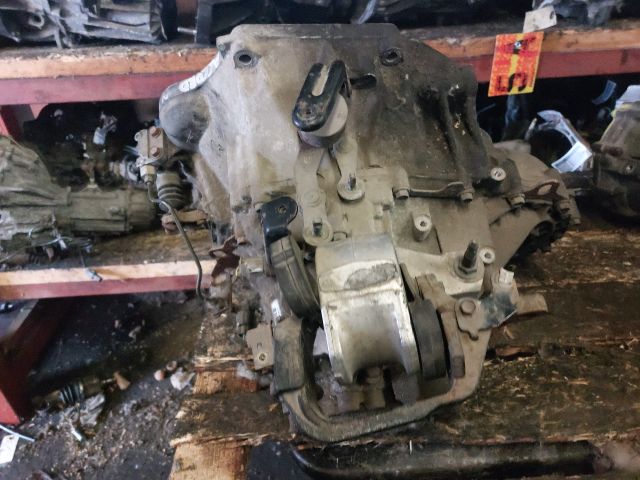 bontott HONDA ACCORD Váltó (Mechanikus)